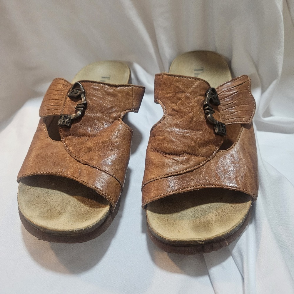 Think! Mizzi Brown Leather Face Buckle Slide Sandals – EU 38 / US 7.5-8